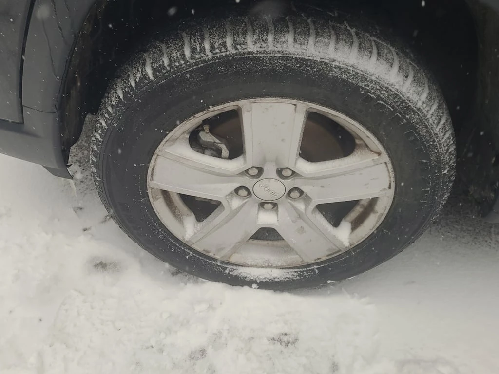 Jeep Compass * NORTH * CARFAX * ���� �� �� | Mobile.bg � ����������� 5