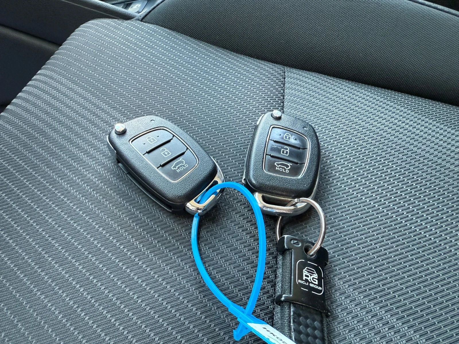 Hyundai Tucson 1.6 CRDI, снимка 14 - Автомобили и джипове - 53817881