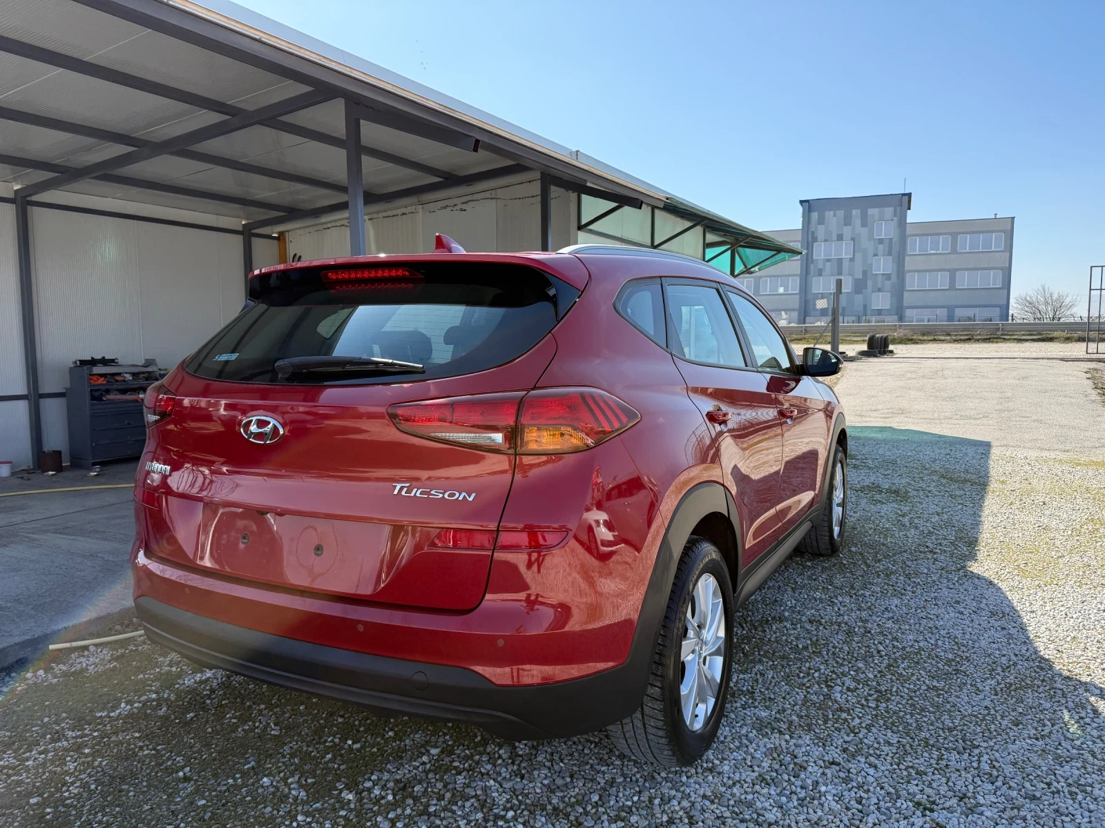 Hyundai Tucson 1.6 CRDI, снимка 4 - Автомобили и джипове - 53817881