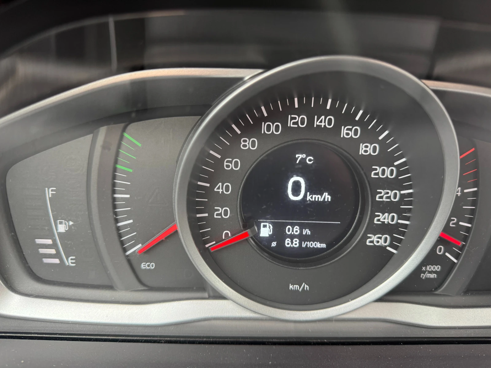 Volvo XC60, снимка 9 - Автомобили и джипове - 54555698
