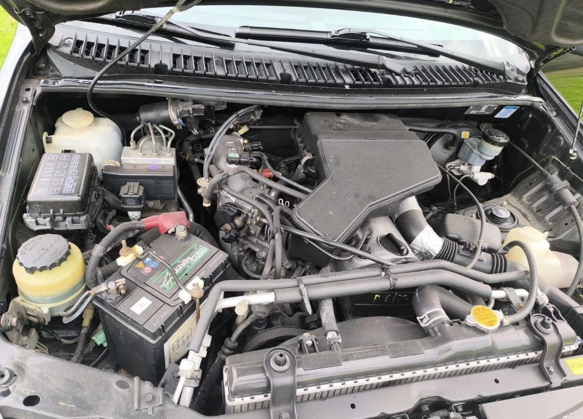 Daihatsu Terios 1.3i, снимка 13 - Автомобили и джипове - 55139657