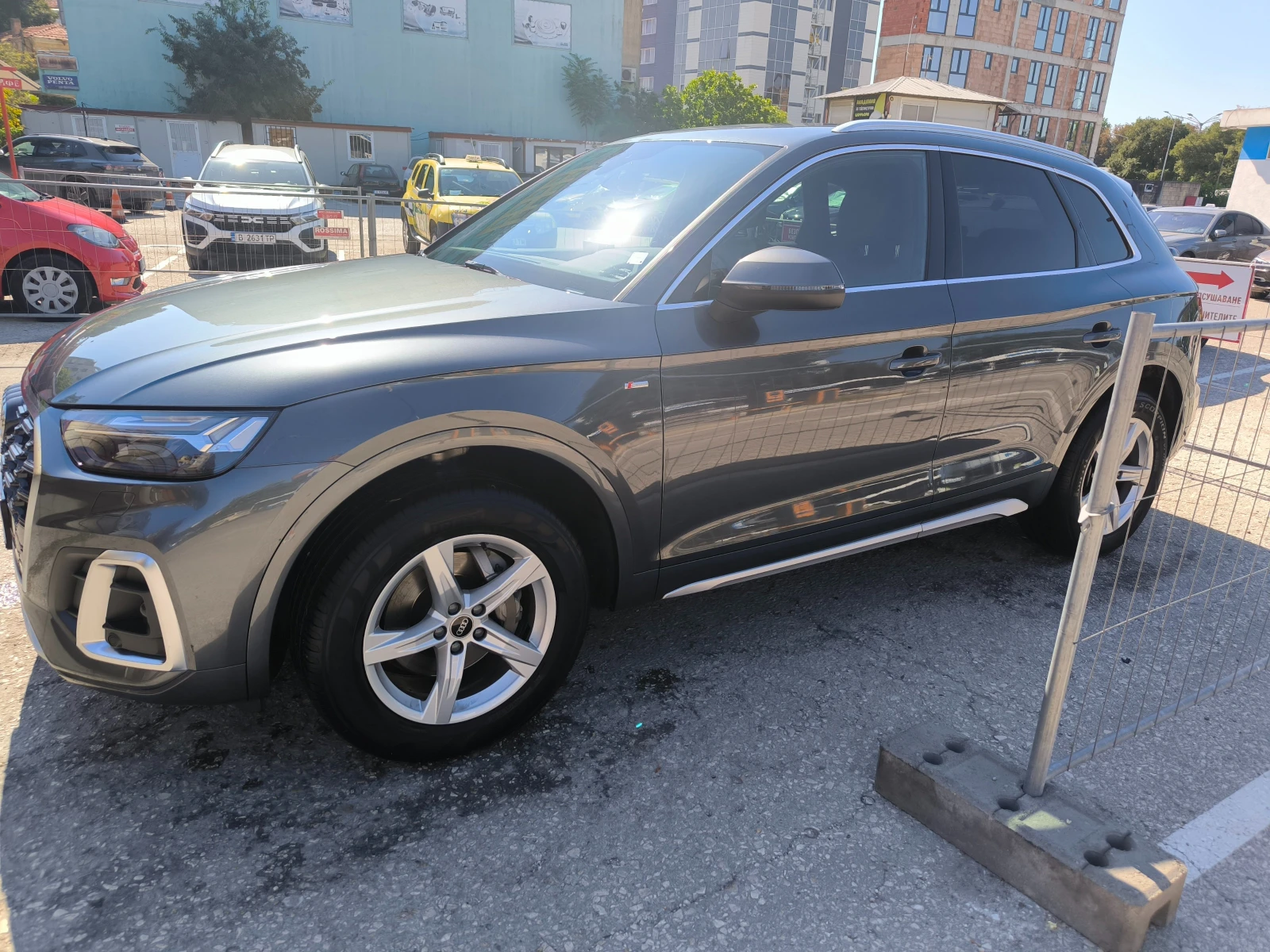 Audi Q5 S- line, снимка 2 - Автомобили и джипове - 55703901