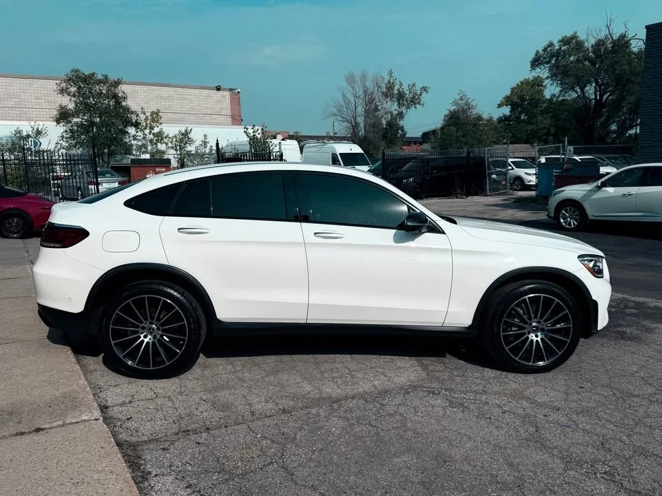 Mercedes-Benz GLC 300 * COUPE * BURMESTER * ДИСТРОНИК * 360 CAMERA, снимка 3 - Автомобили и джипове - 55787617