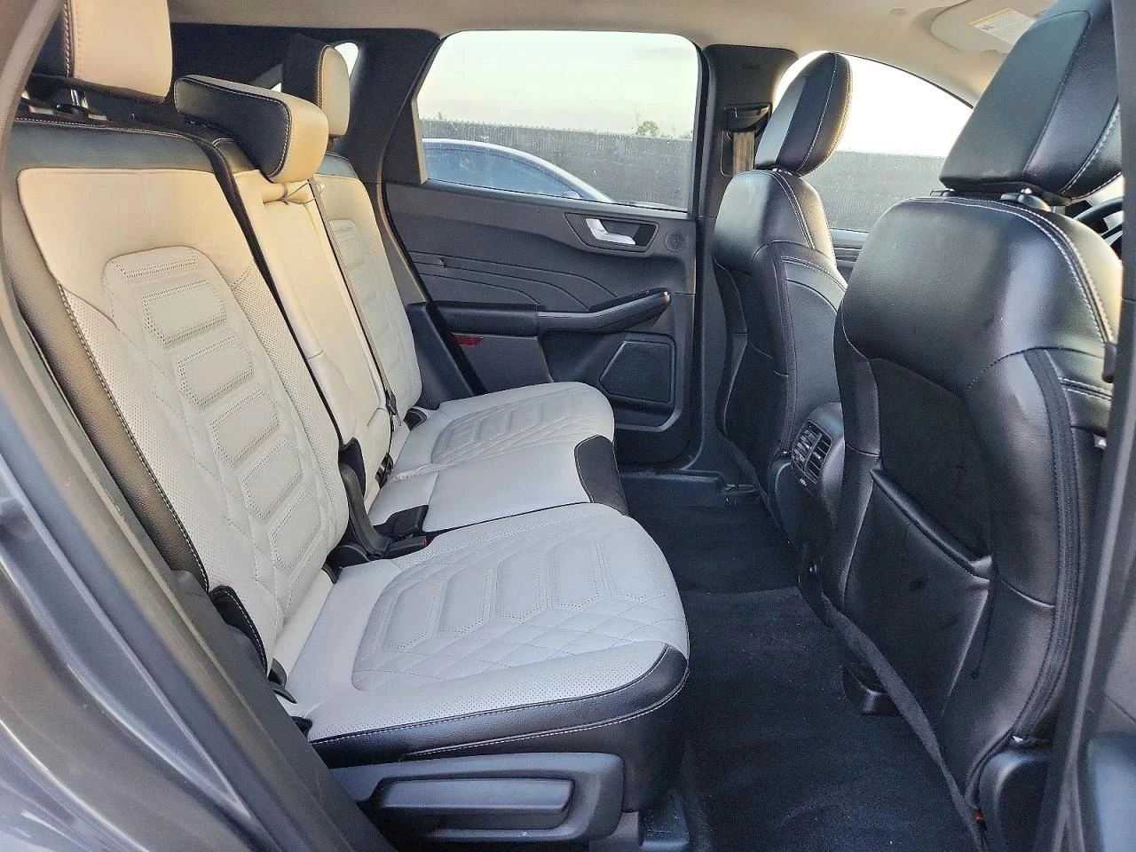 Ford Escape, снимка 11 - Автомобили и джипове - 56689996