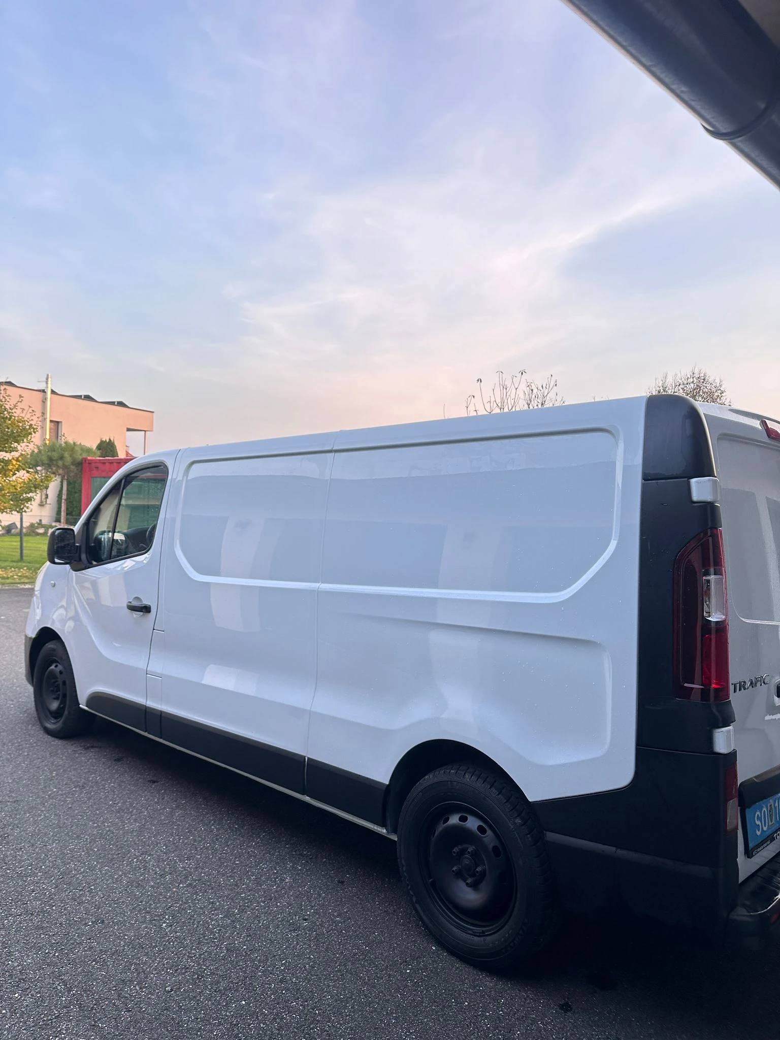 Renault Trafic DCI - изображение 3