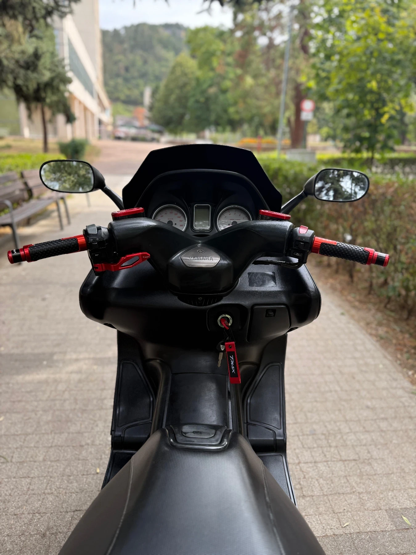 Yamaha T-max 500i - изображение 9