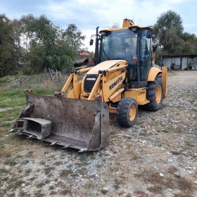      Komatsu Wb91r-5 