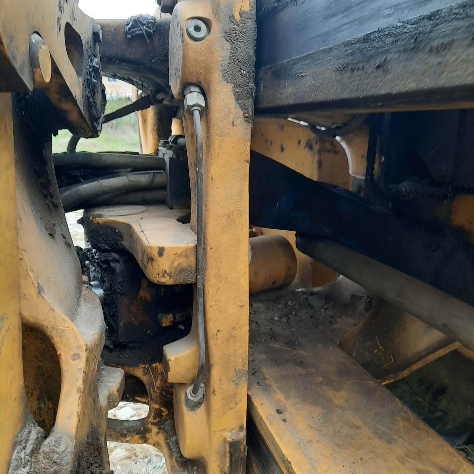 Багер Komatsu Wb91r-5  - изображение 6