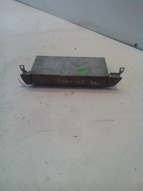 Пепелник за Ауди 100