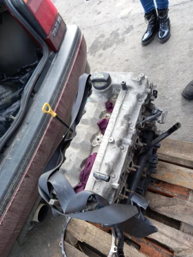 Hyundai I30 Двигател , снимка 3