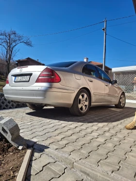 Mercedes-Benz E 320 3.2, снимка 9