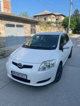 Toyota Auris, снимка 1