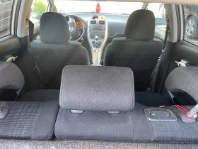 Toyota Auris, снимка 8