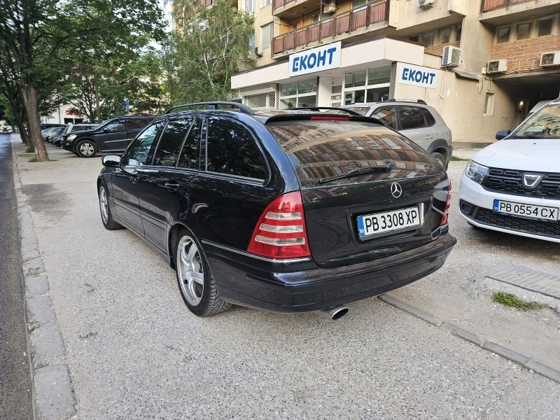 Mercedes-Benz C 180 Kompressor  sport edition , снимка 15 - Автомобили и джипове - 47401258