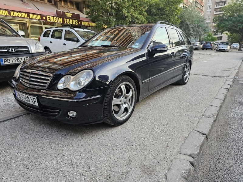 Mercedes-Benz C 180 Kompressor  sport edition , снимка 14 - Автомобили и джипове - 46451111