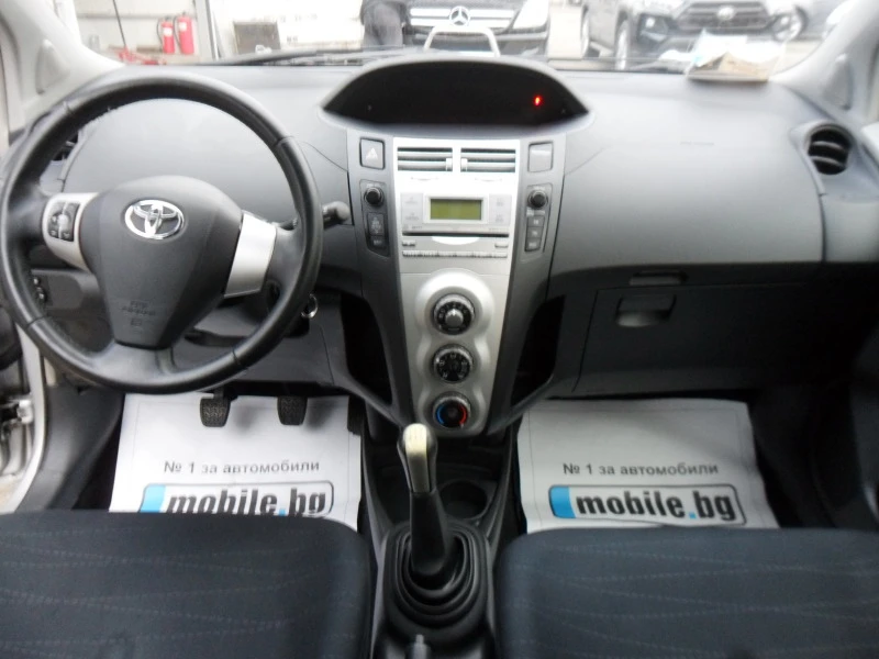 Toyota Yaris 1, 0i-ITALY-KLIMATIK, снимка 12 - Автомобили и джипове - 44672324