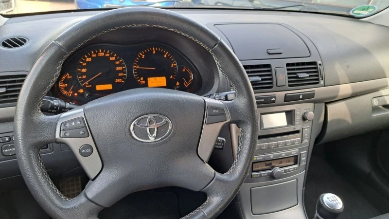 Toyota Avensis 2.2D4D NOV VNOS GERMANY, снимка 12 - Автомобили и джипове - 46295882