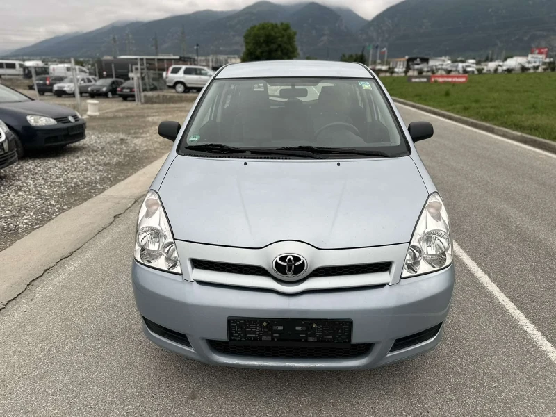 Toyota Avensis 1.6//КЛИМАТИК//, снимка 8 - Автомобили и джипове - 47291115