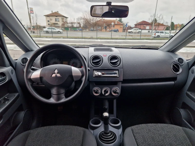 Mitsubishi Colt 1.3. ФЕЙСЛИФТ , снимка 13 - Автомобили и джипове - 48234848