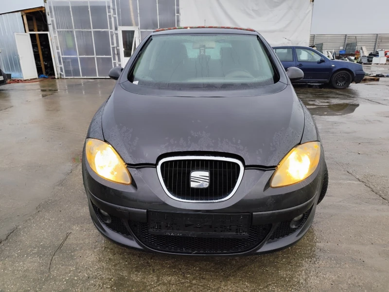 Seat Altea 1.9, снимка 2 - Автомобили и джипове - 48291581