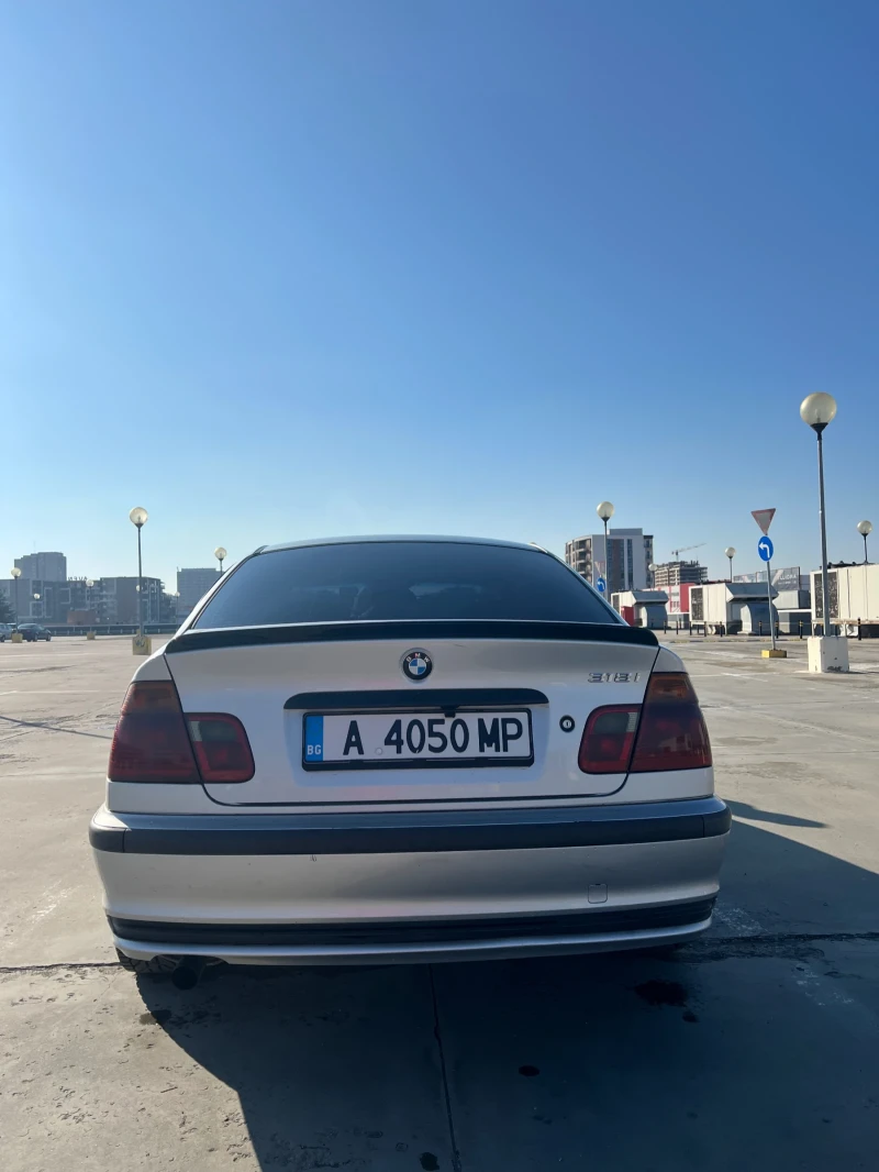 BMW 318, снимка 5 - Автомобили и джипове - 48706892