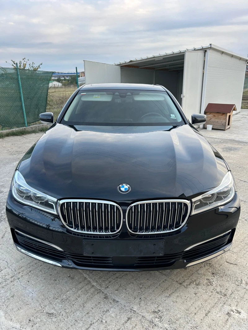 BMW 740 Xdrive, снимка 1 - Автомобили и джипове - 48716467