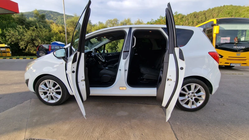 Opel Meriva 1.4, снимка 11 - Автомобили и джипове - 52641658