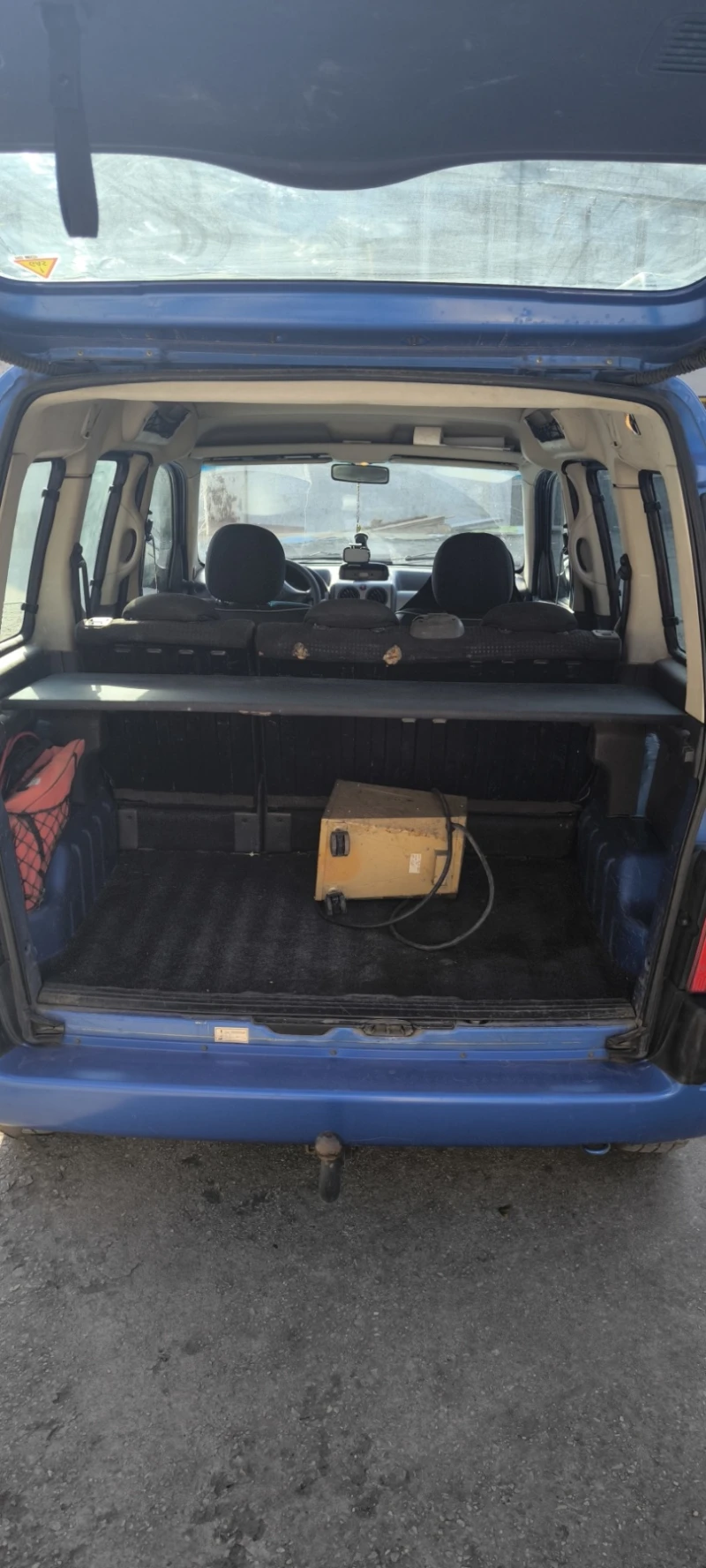 Peugeot Partner 1.4, снимка 7 - Автомобили и джипове - 52514422