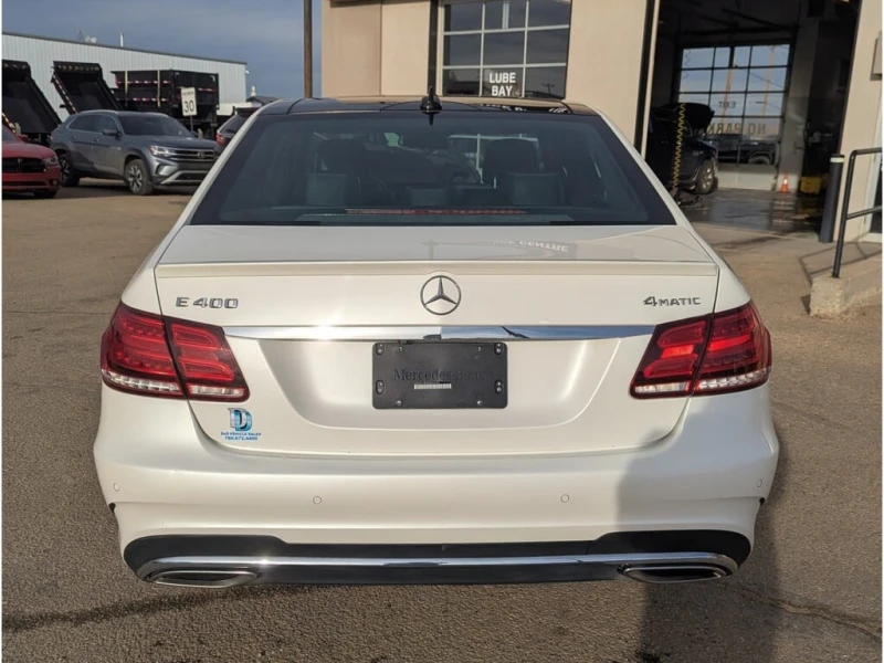 Mercedes-Benz E 400 * E400 4MATIC AWD/Nav/Pano/Cam IN HOUSE LEASING * , снимка 10 - Автомобили и джипове - 52688648