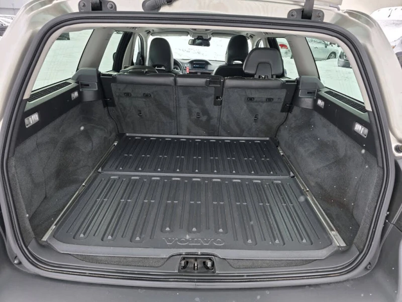 Volvo Xc70 * T6* АвтоКредит (ЦЕНА ДО БГ), снимка 6 - Автомобили и джипове - 53204349