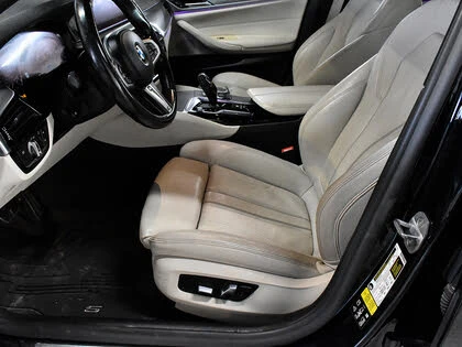 BMW 530 G30* xDrive* АвтоКредит* (ЦЕНА ДО БГ), снимка 6 - Автомобили и джипове - 53250877