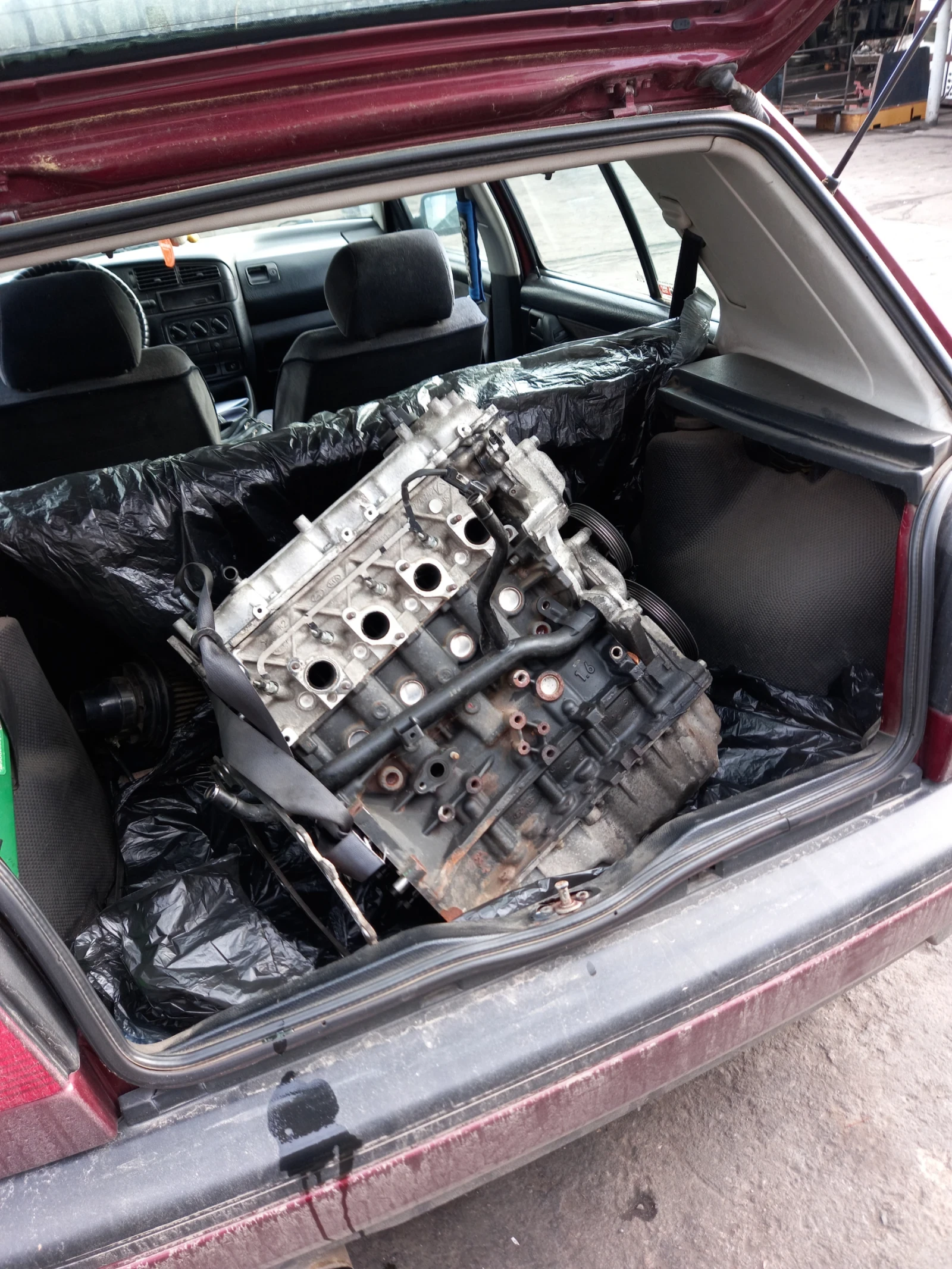 Hyundai I30 Двигател , снимка 1