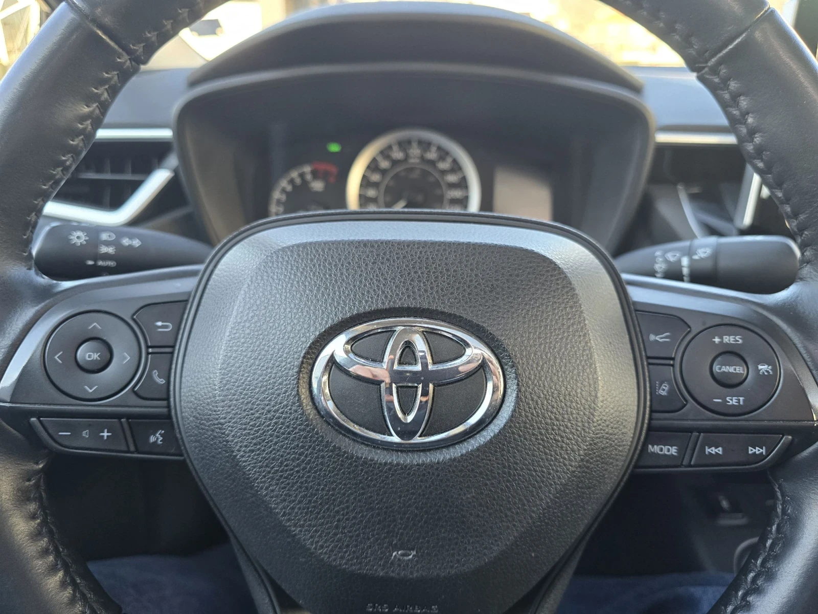 Toyota Corolla  - изображение 6