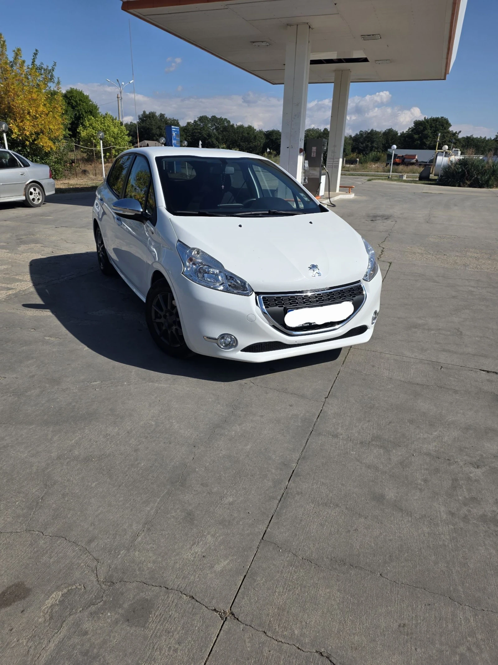 Peugeot 208 | Mobile.bg   1