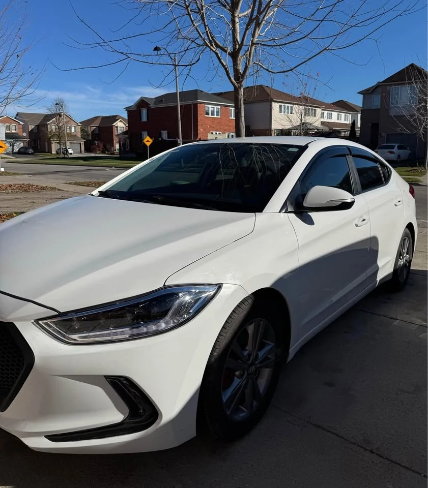 Hyundai Elantra FWD * * CARFAX * * АВТОКРЕДИТ - изображение 2