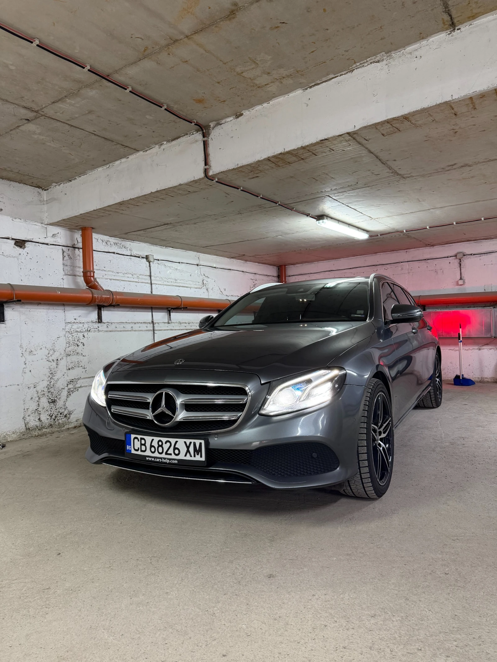 Mercedes-Benz E 350 4matic, снимка 4 - Автомобили и джипове - 53952387