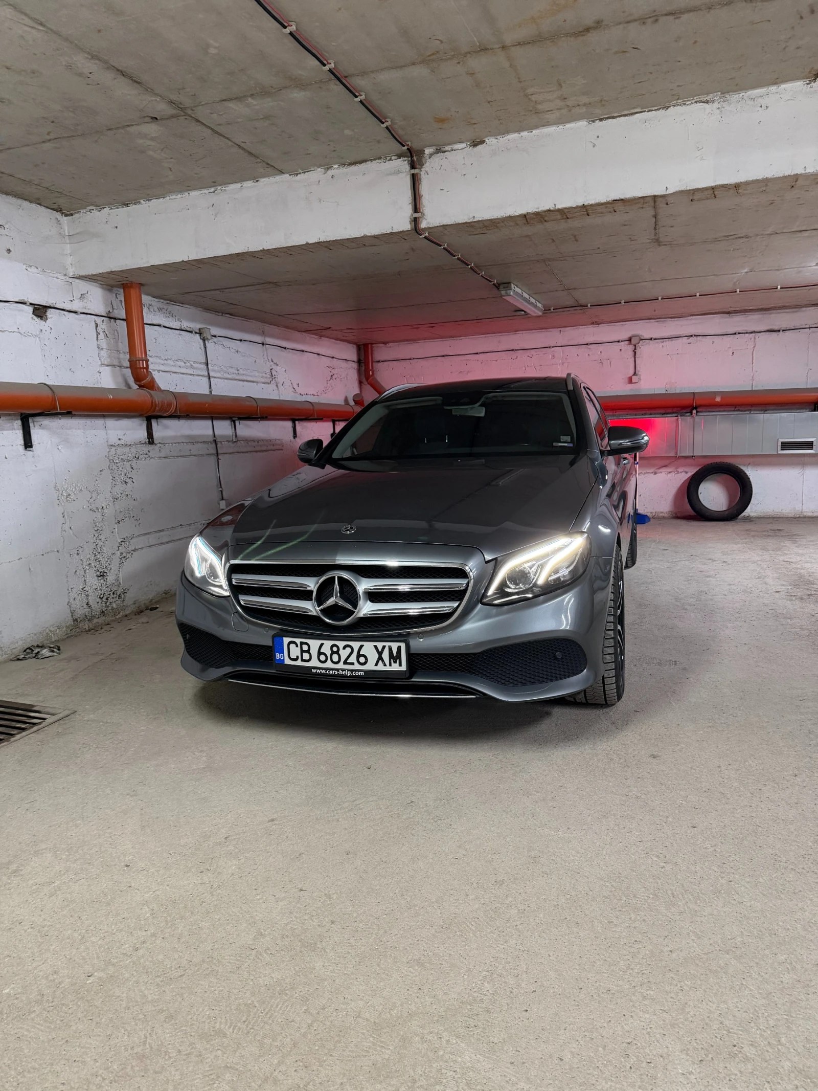 Mercedes-Benz E 350 4matic, снимка 2 - Автомобили и джипове - 53952387