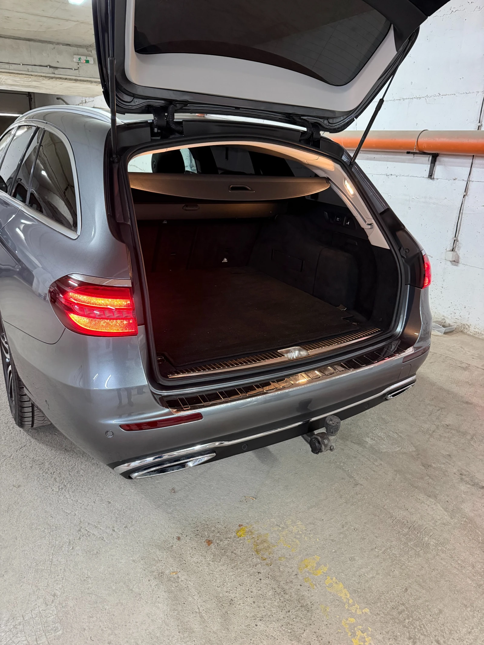 Mercedes-Benz E 350 4matic, снимка 11 - Автомобили и джипове - 53952387