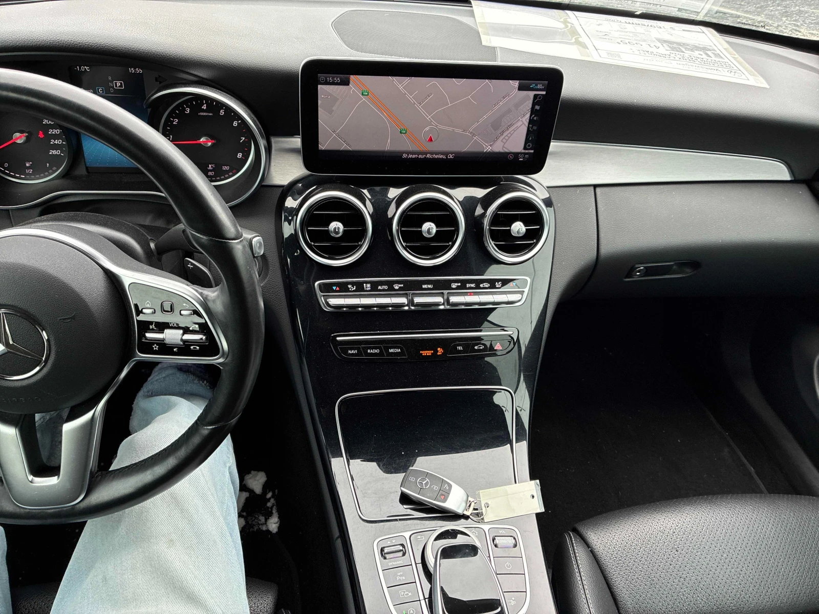 Mercedes-Benz C 300 Oбдухване * * CARFAX * * АВТО КРЕДИТ * * , снимка 9 - Автомобили и джипове - 53989758