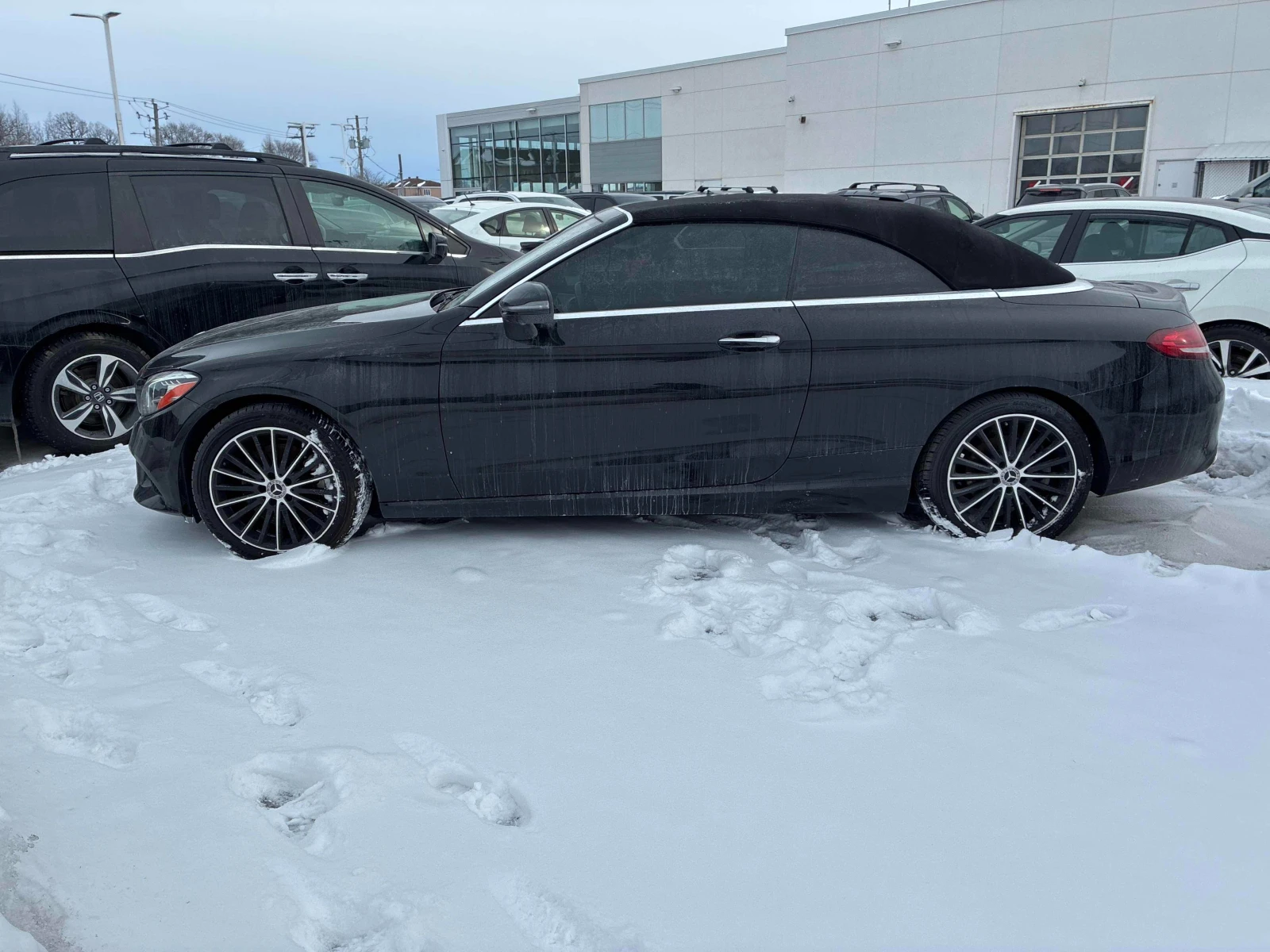 Mercedes-Benz C 300 Oбдухване * * CARFAX * * АВТО КРЕДИТ * * , снимка 3 - Автомобили и джипове - 53989758