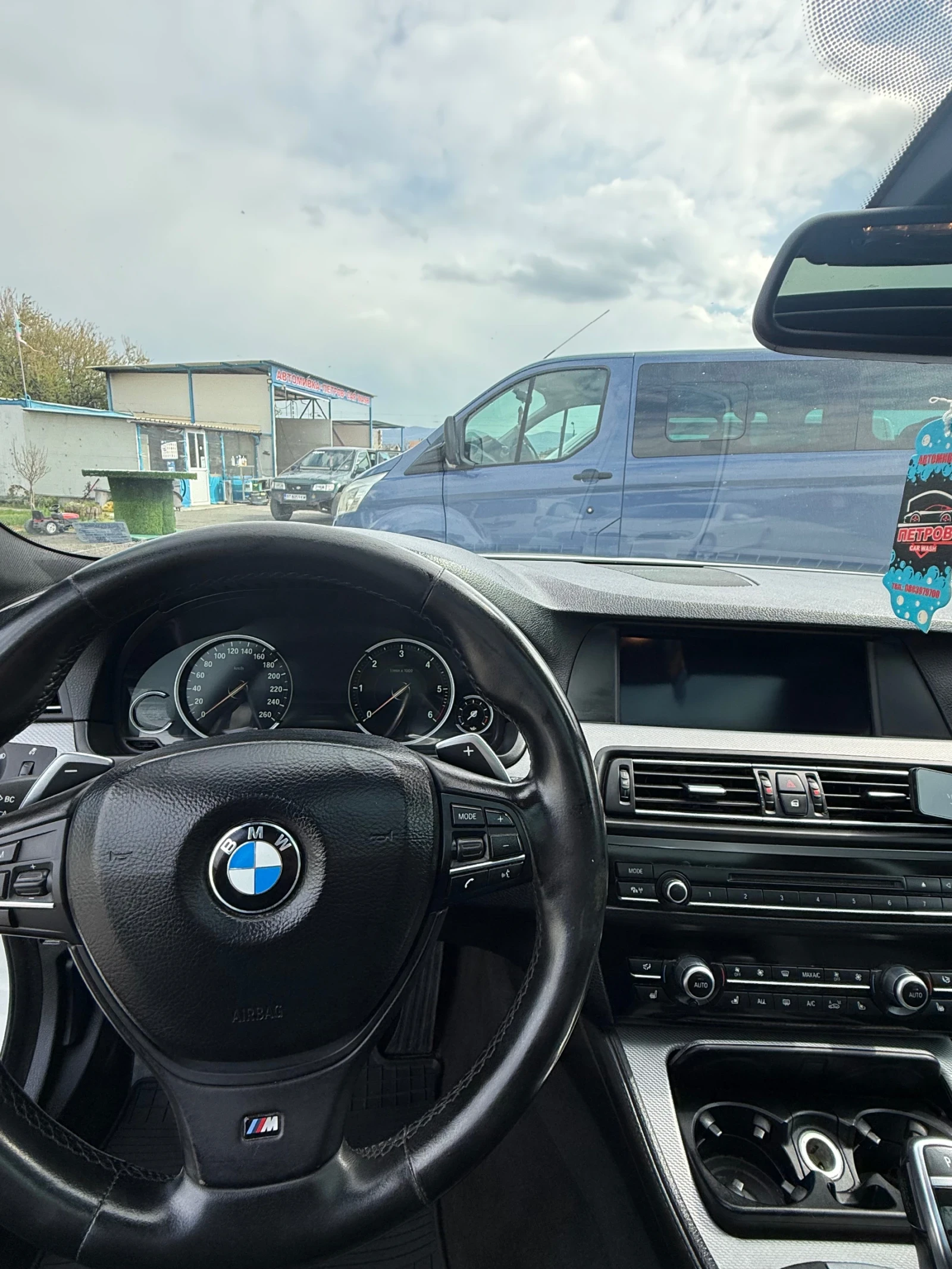 BMW 525 Xdrive, снимка 7 - Автомобили и джипове - 54148692