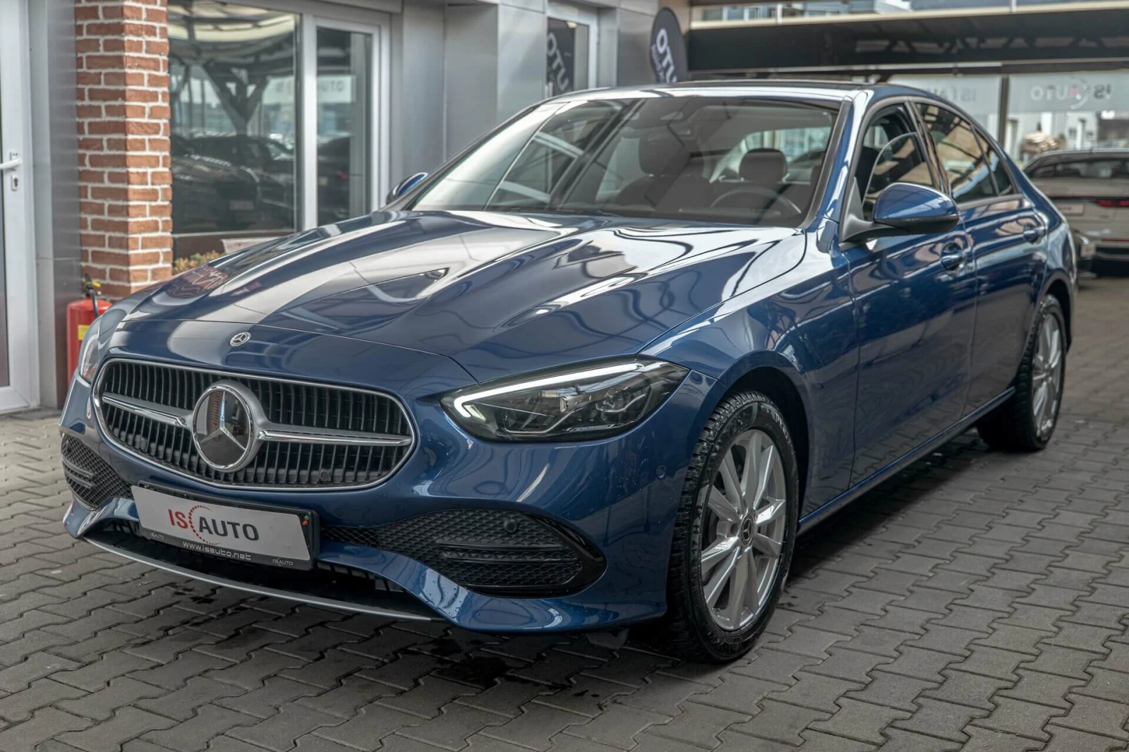 Mercedes-Benz C 180 Dynamic Select/MBUX/Thermatic/Подгрев/Lane Assist, снимка 3 - Автомобили и джипове - 54223038