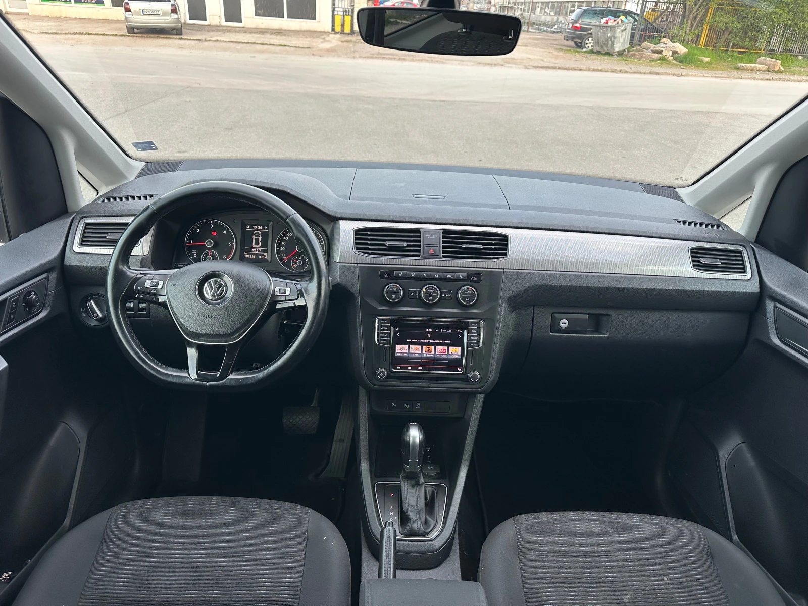 VW Caddy 2.0TDI DSG ��������� Distronic | Mobile.bg � ����������� 12