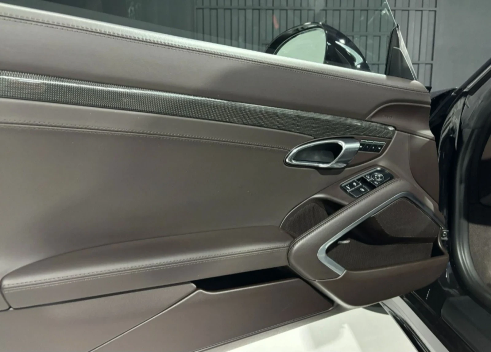 Porsche 911 Turbo S, снимка 4 - Автомобили и джипове - 54314087