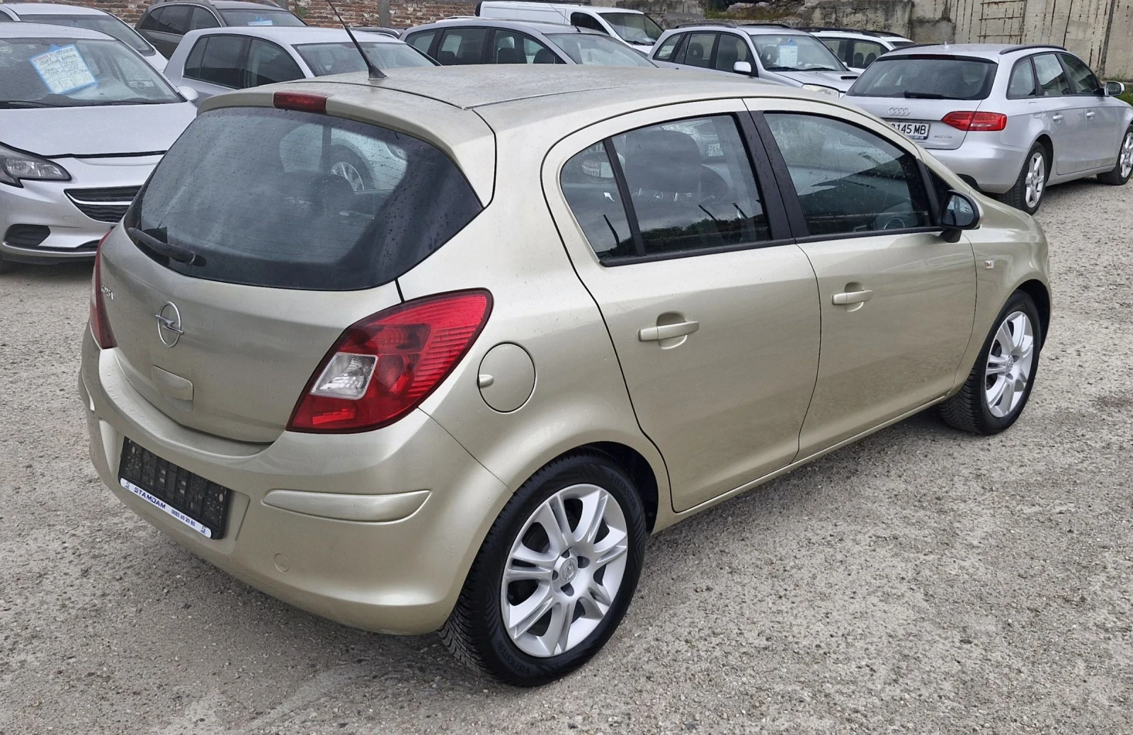 Opel Corsa 1.2i GPL 80hp, снимка 6 - Автомобили и джипове - 54585089