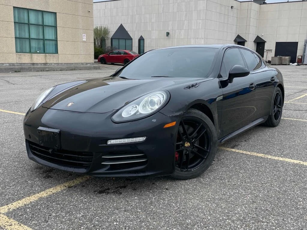 Porsche Panamera 4 FACE* BOSE* ПОДГРЕВ* ОБДУХВАНЕ* КРАЙНА ЦЕНА* 