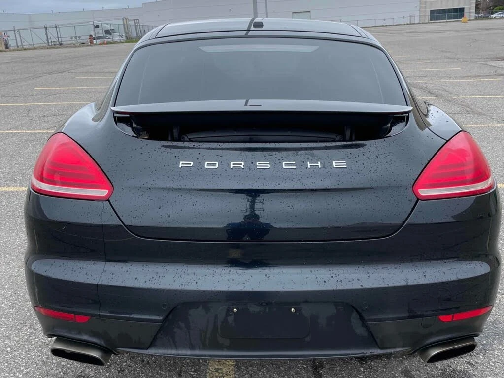 Porsche Panamera 4 FACE* BOSE* ПОДГРЕВ* ОБДУХВАНЕ* КРАЙНА ЦЕНА* , снимка 4 - Автомобили и джипове - 54714529