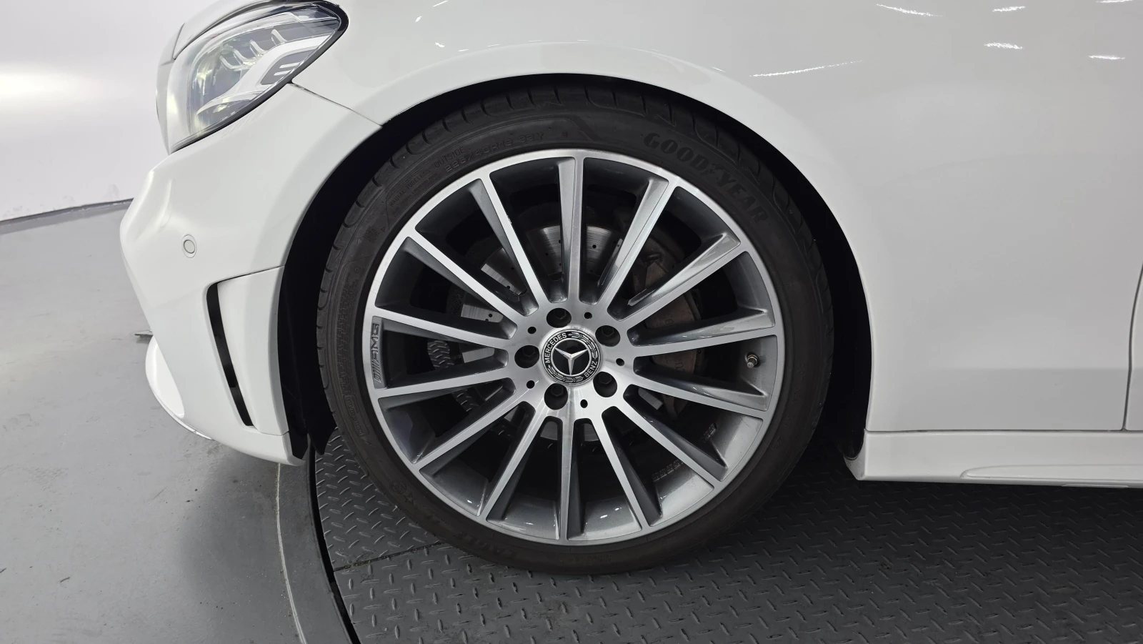 Mercedes-Benz C 220 d 4MATIC COUPE* FACE* BURMESTER* HEAD-UP* КАМЕРА* , снимка 5 - Автомобили и джипове - 54881638