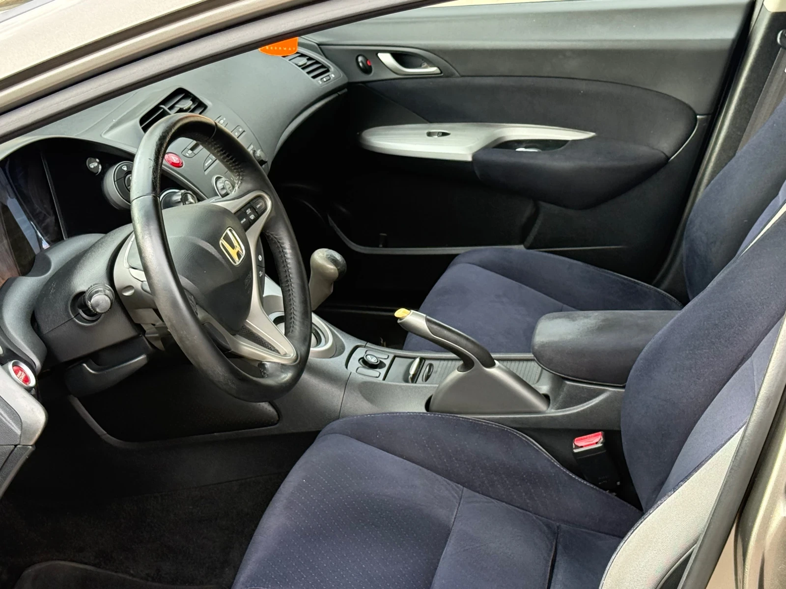 Honda Civic 2.2d 140k.c. FACE, снимка 10 - Автомобили и джипове - 54920782
