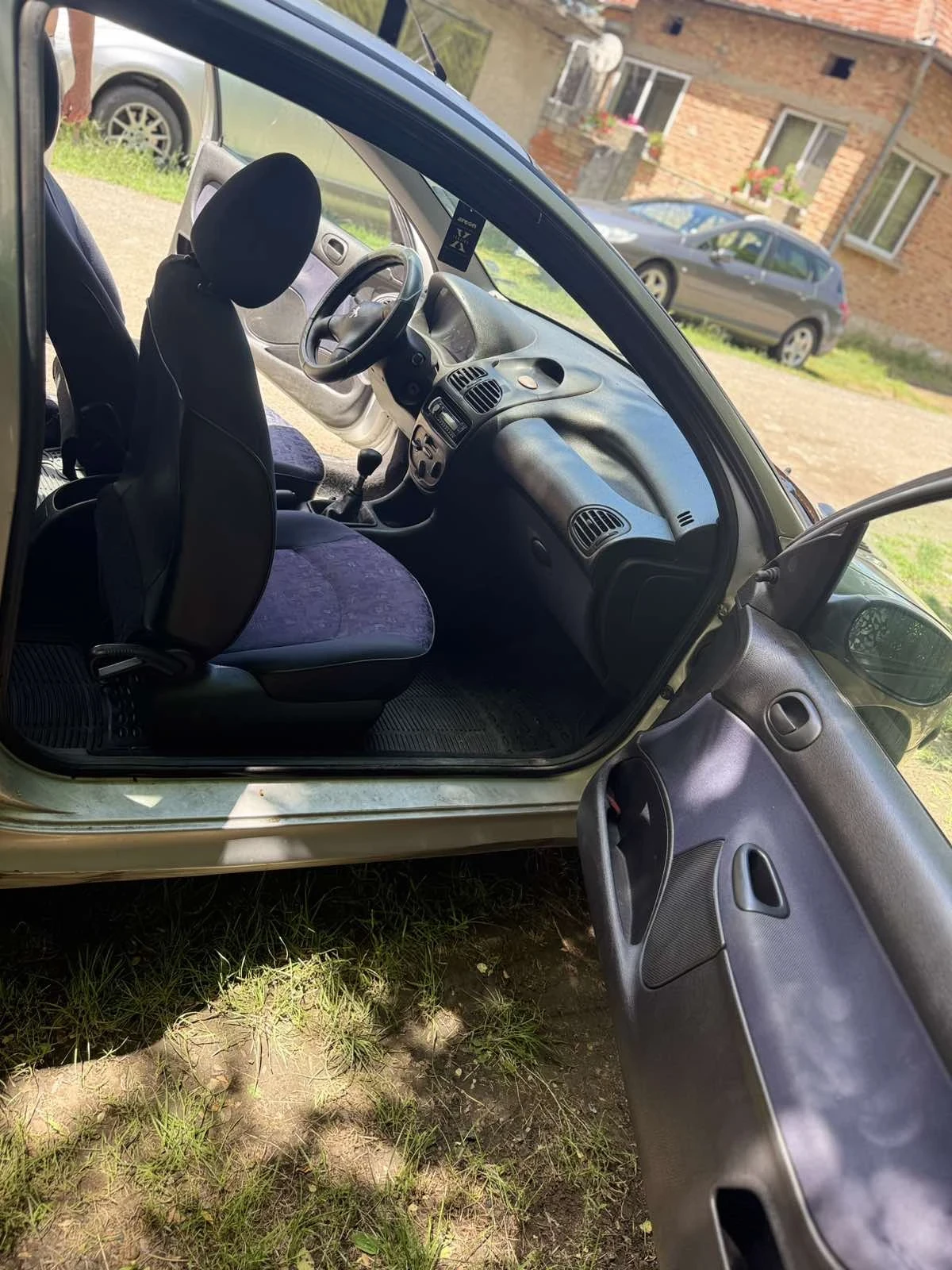Peugeot 206, снимка 6 - Автомобили и джипове - 54990152